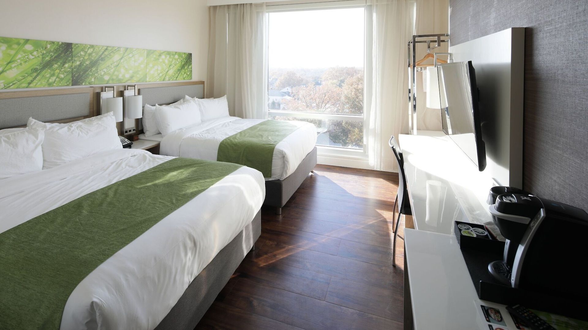 Wyndham Garden Fresh Meadows Flushing 3*