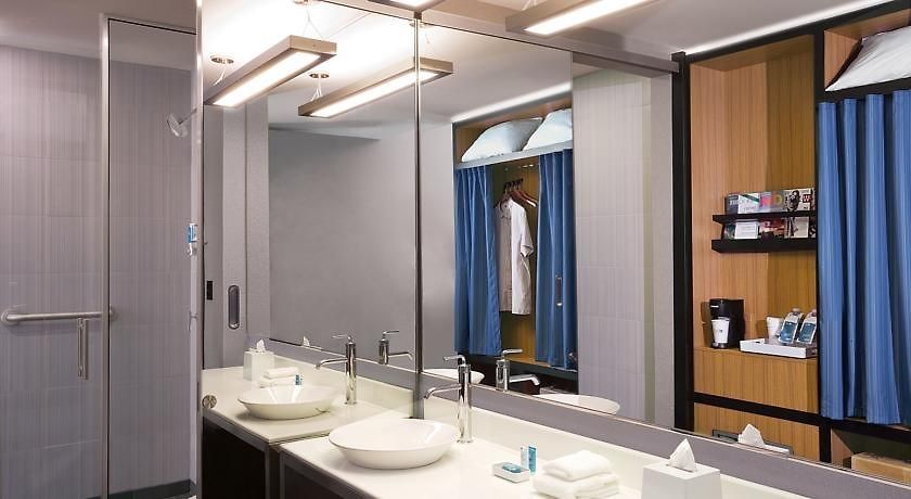 Aloft By Marriott Manhattan Downtown - Financial District 4* New York