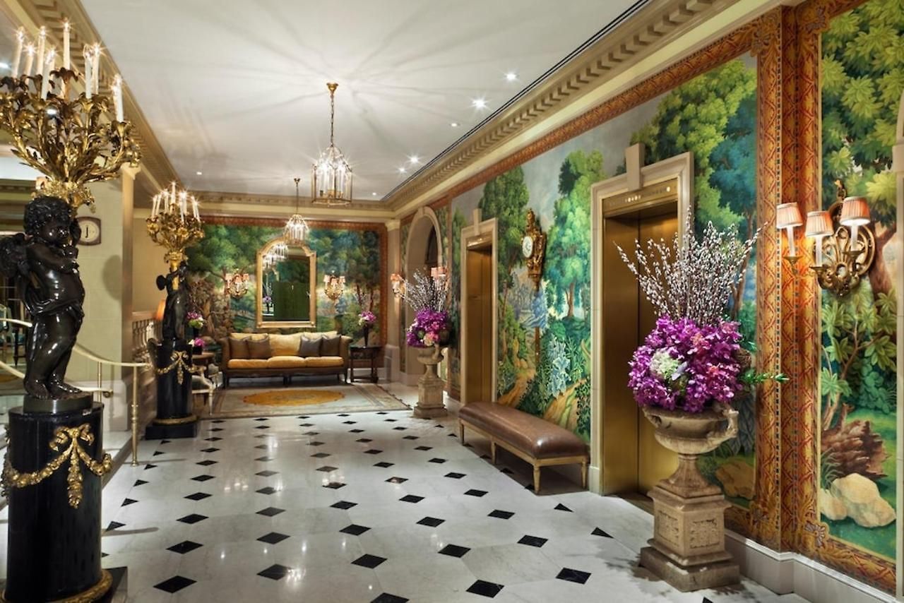Plaza Athenee By Suiteness