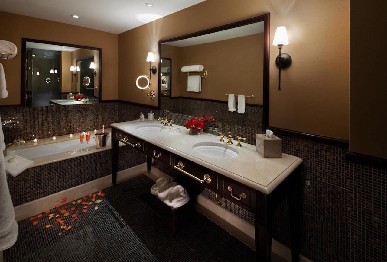 Plaza Athenee By Suiteness * New York
