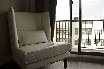 Hotel Vetiver / Manhattan Skyline 3*