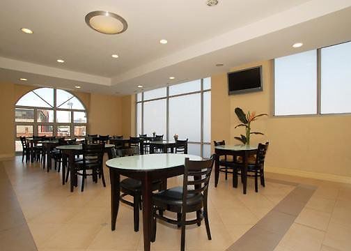 Comfort & Laguardia Airport
