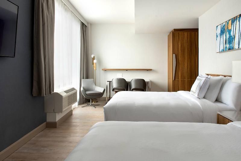 Hotel Towneplace Suites Ny Li Manhattan View New York