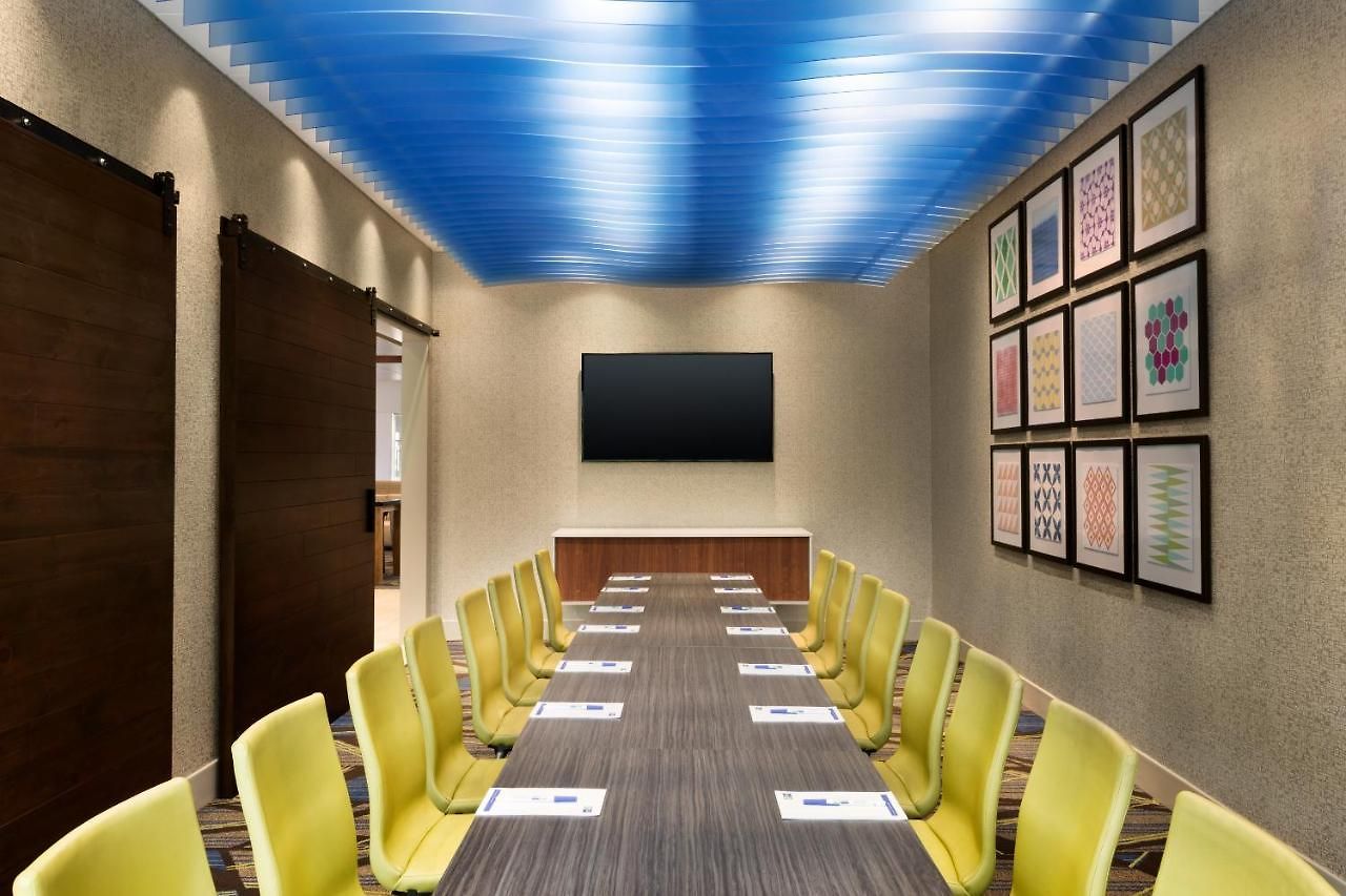 Express Brooklyn - Kings Hwy, An Ihg Hotel 3*