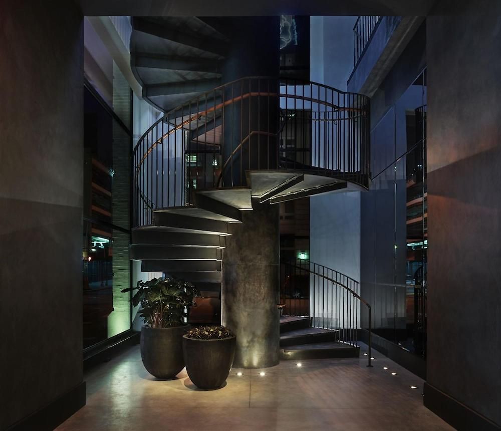 11 Howard By Suiteness Hotel 5*