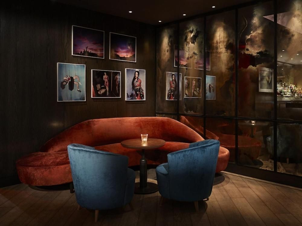 11 Howard By Suiteness Hotel