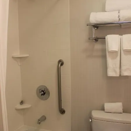 Fairfield & By Marriott Queens/queensboro Bridge 3*