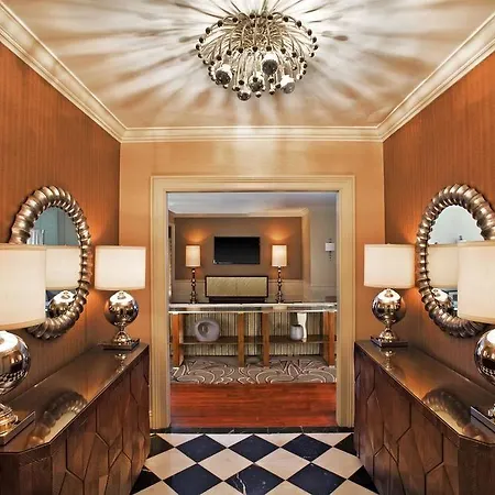 Sheraton Times Square Hotel 4*