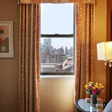 Excelsior Hotel 3*