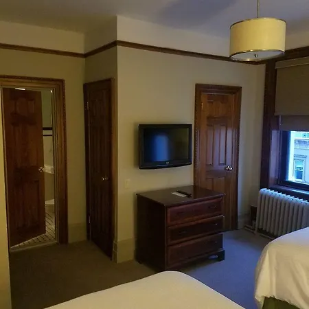 Wales Hotel New York