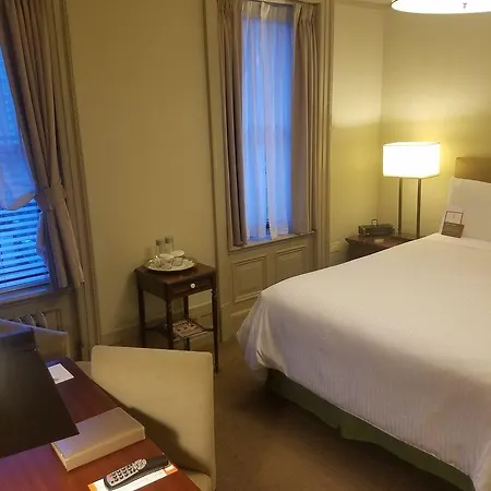 Wales 3* New York
