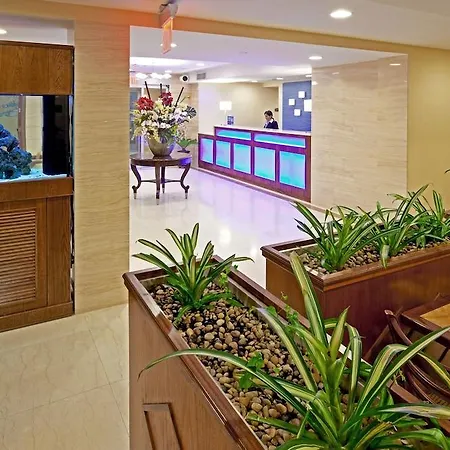 Express Maspeth By Ihg New York