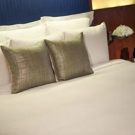 Renaissance Times Square By Marriott 4*