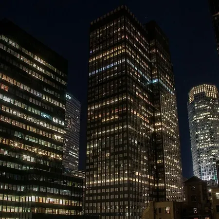 By Marriott Manhattan/ Midtown Eastside Hotel 4*