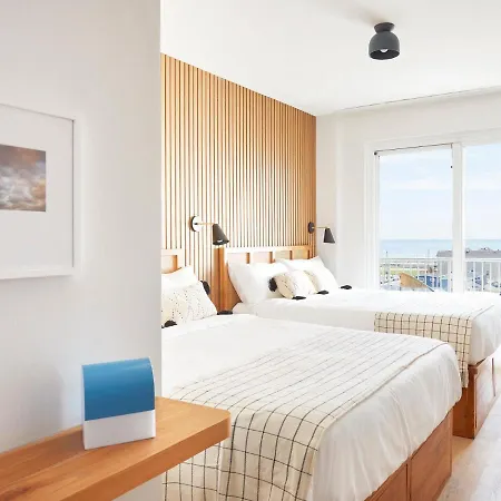 The Rockaway 4* New York