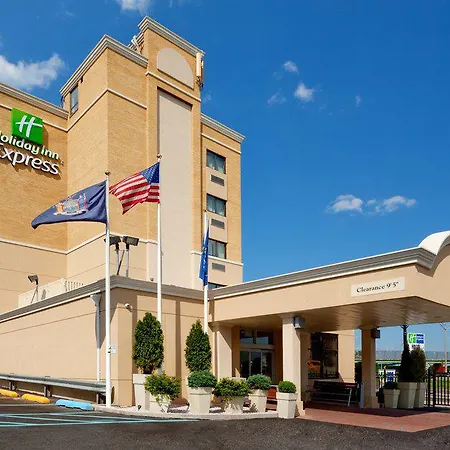 Hotel Express Laguardia Airport, An Ihg