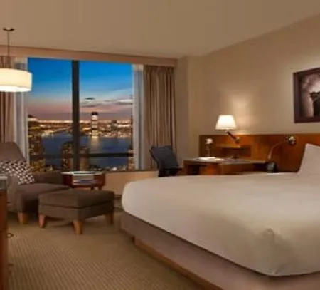 Millennium Downtown 4*