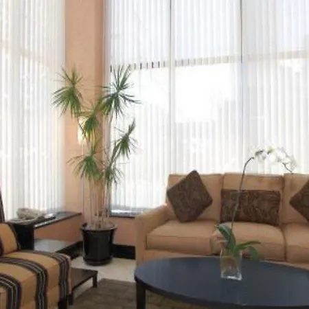 Red Lion & Long Island Hotel 3*