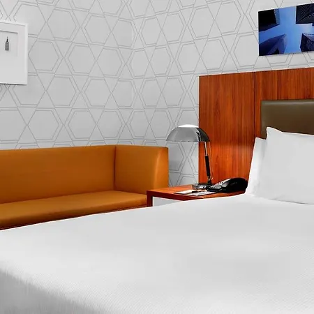 Hotel Doubletree By Hilton Metropolitan 4*
