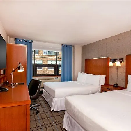 Four Points By Sheraton Midtown - Times Square Hotel