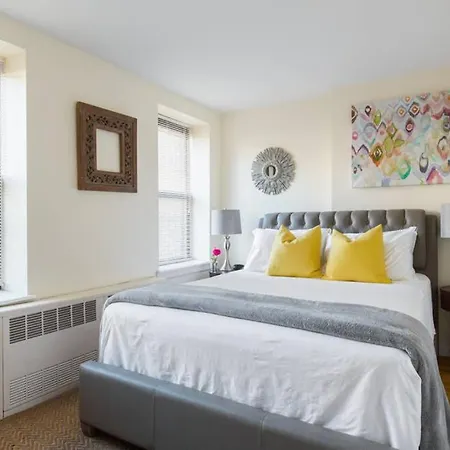 Apartment Elegant And Comfortable