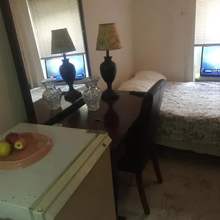 Guest house Private In Manhattan *