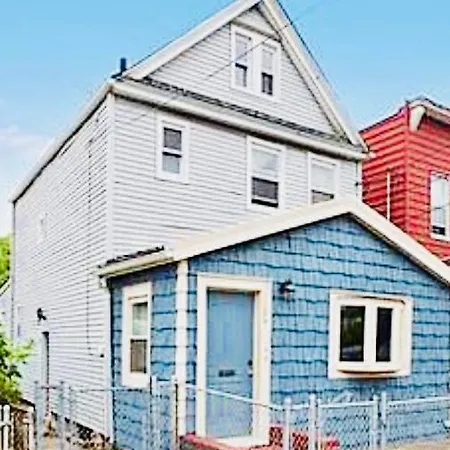 Hotel Brooklyn Blue House