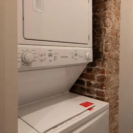 Manhattan City Hostel