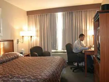 Fairfield By Marriott Jfk Airport