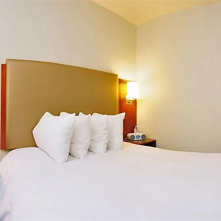 U Fifth Avenue, Empire State Building 3*
