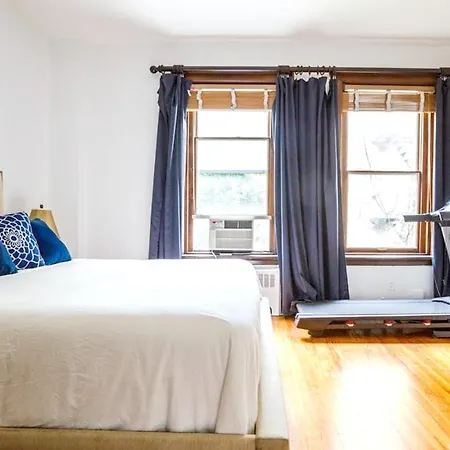 Holiday home House With 5 Bedrooms In Manhattan With Enclosed Garden And Wifi