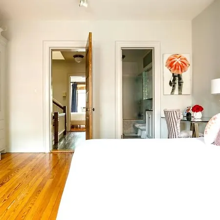 House With 5 Bedrooms In Manhattan With Enclosed Garden And Wifi * New York