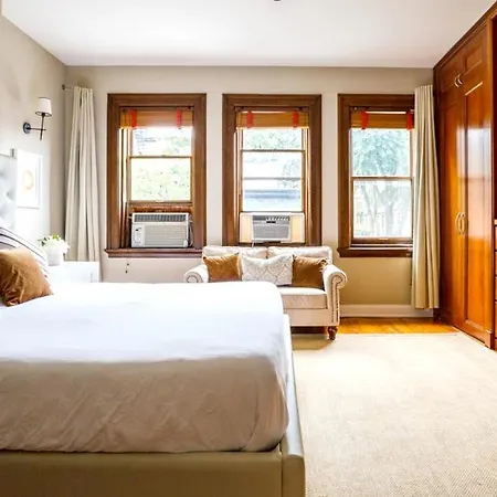 Holiday home House With 5 Bedrooms In Manhattan With Enclosed Garden And Wifi New York