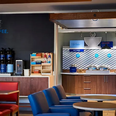 Express - Jamaica - Jfk Airtrain - Nyc By Ihg Hotel