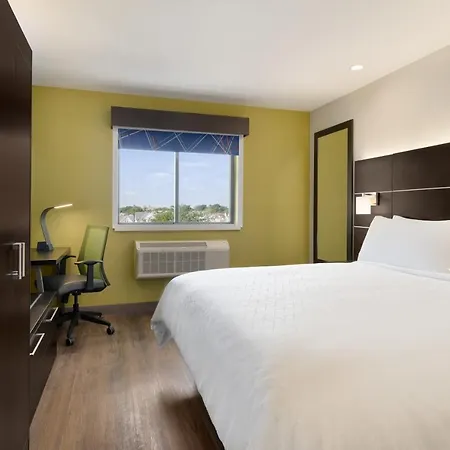 Express - Jamaica - Jfk Airtrain - Nyc By Ihg Hotel
