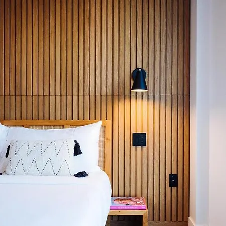 The Rockaway 4*