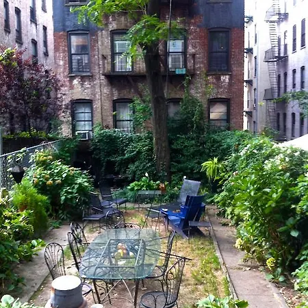 Jumel Terrace *