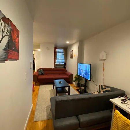 Hostel Shared In Times Square