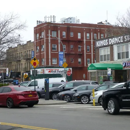 Classical American House Homestay New York