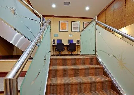 Express Laguardia Airport, An Ihg Hotel New York