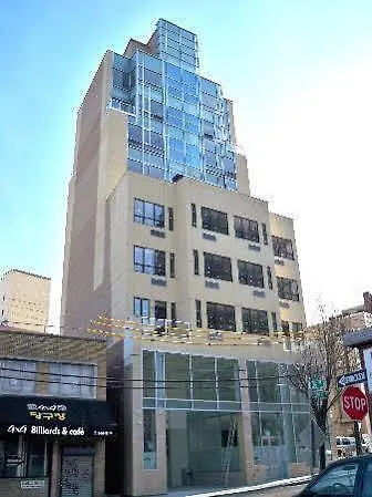 Red Roof Inn Flushing Hotel 2*