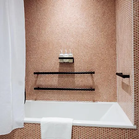 The Rockaway 4* New York