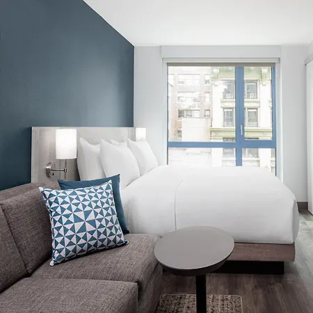 Hyatt Place Chelsea Hotel 4*