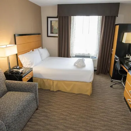Express Kennedy Airport, An Ihg Hotel New York