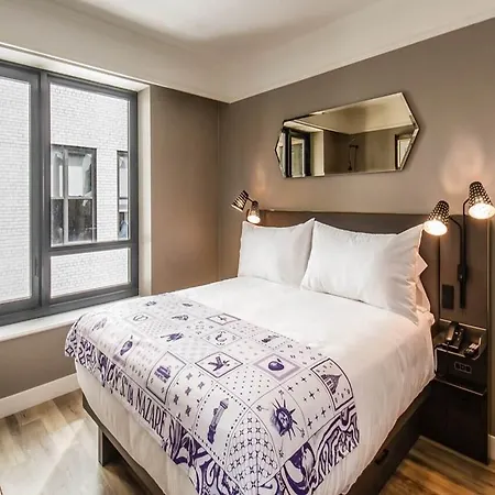 Hotel Pestana Park Avenue 4*