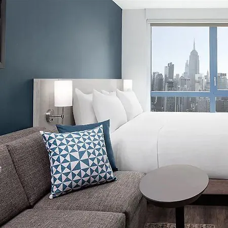 Hyatt Place Chelsea 4*