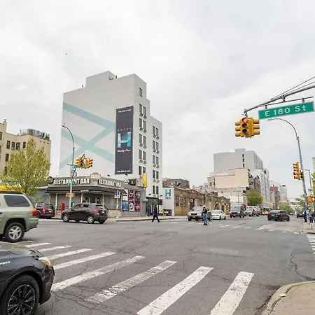 Hotel Ninety Five Fordham / St. Barnabas Hospital 4*