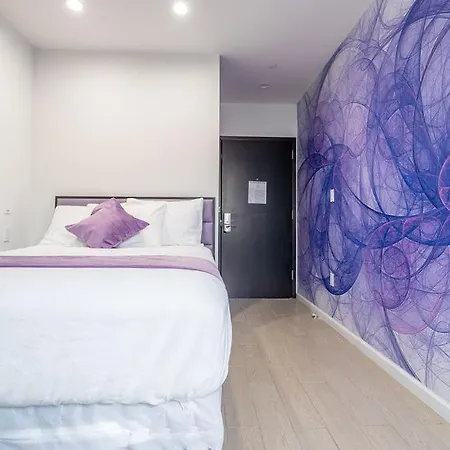 Ninety Five Fordham / St. Barnabas Hospital 4* New York