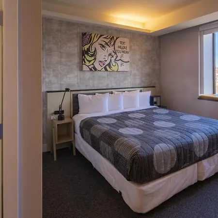 Hotel Leon Les New York