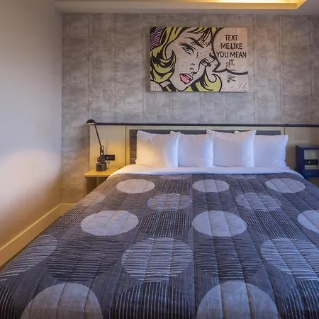 Hotel Leon Les New York